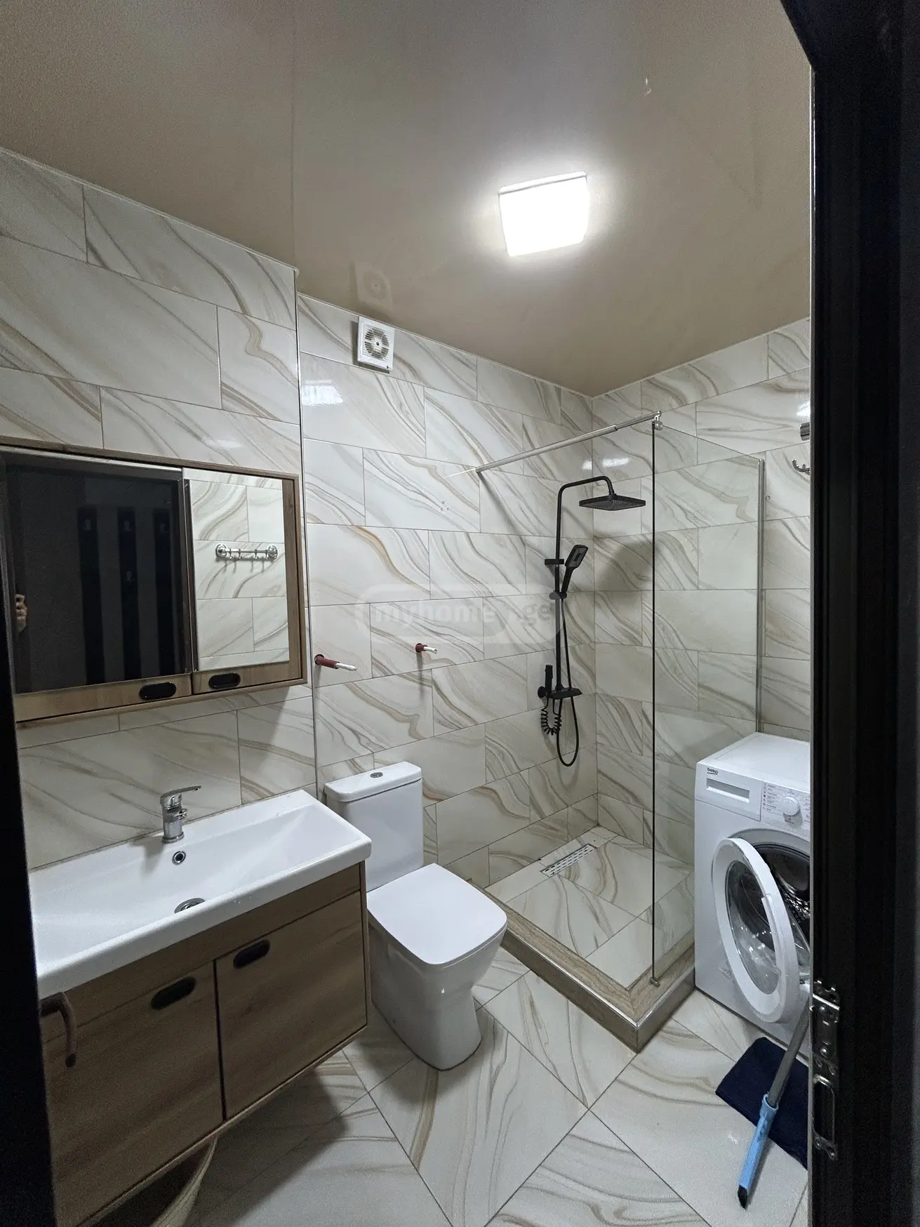 3 Room Apartment Daily Rent Aeroportis Ubani, In Batumi view 14