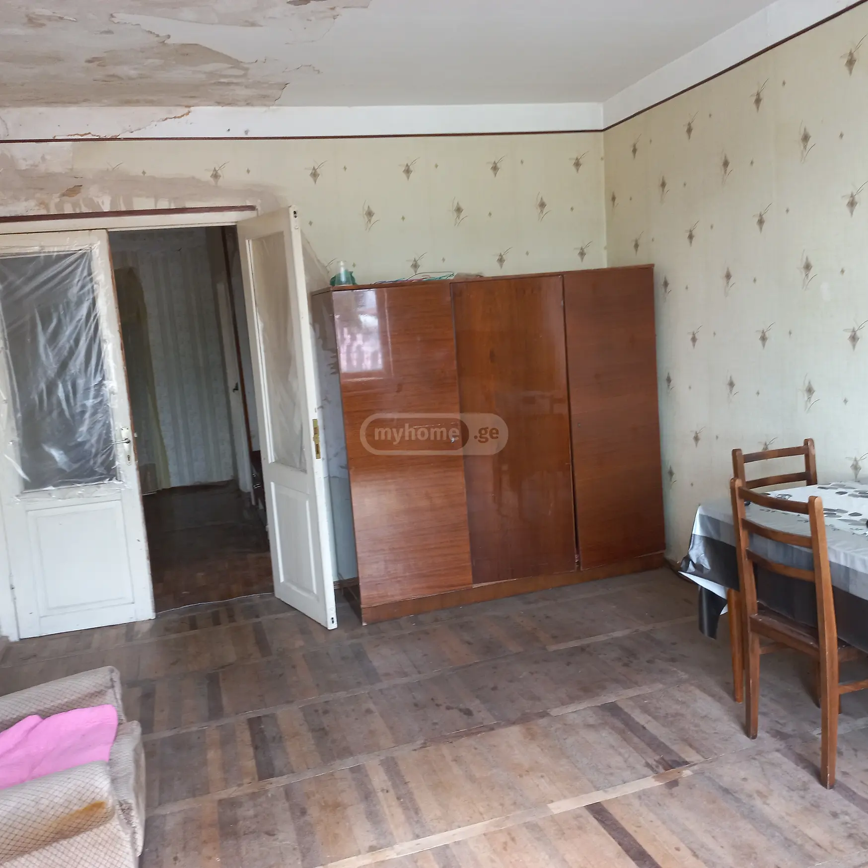 4 Room Apartment For Sale view 3