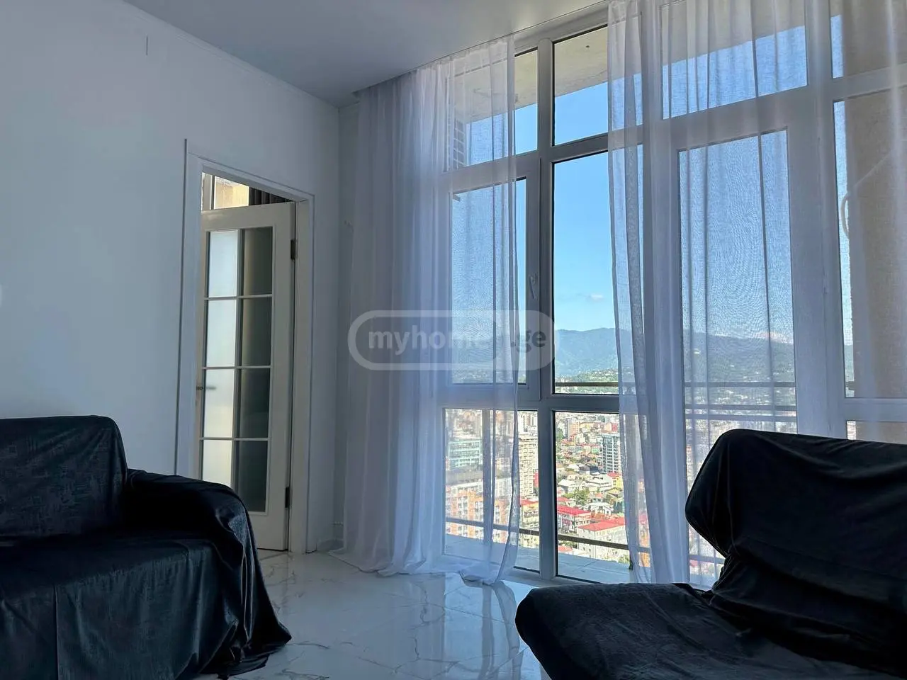 2 Room Apartment For Rent In Old Batumi District, In Batumi view 2