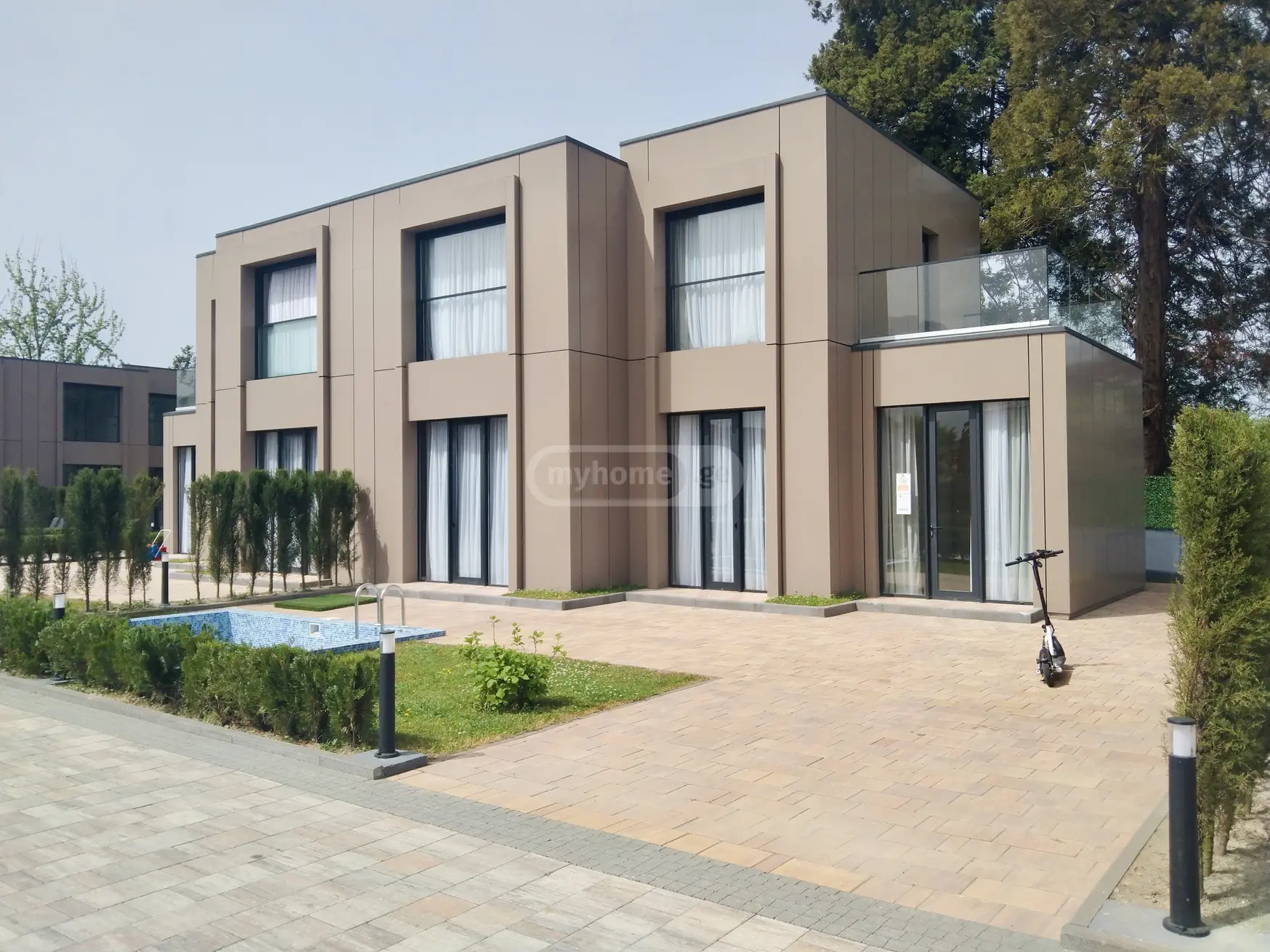 3 Room Private House For Rent In Makhinjauri, In Batumi view 2