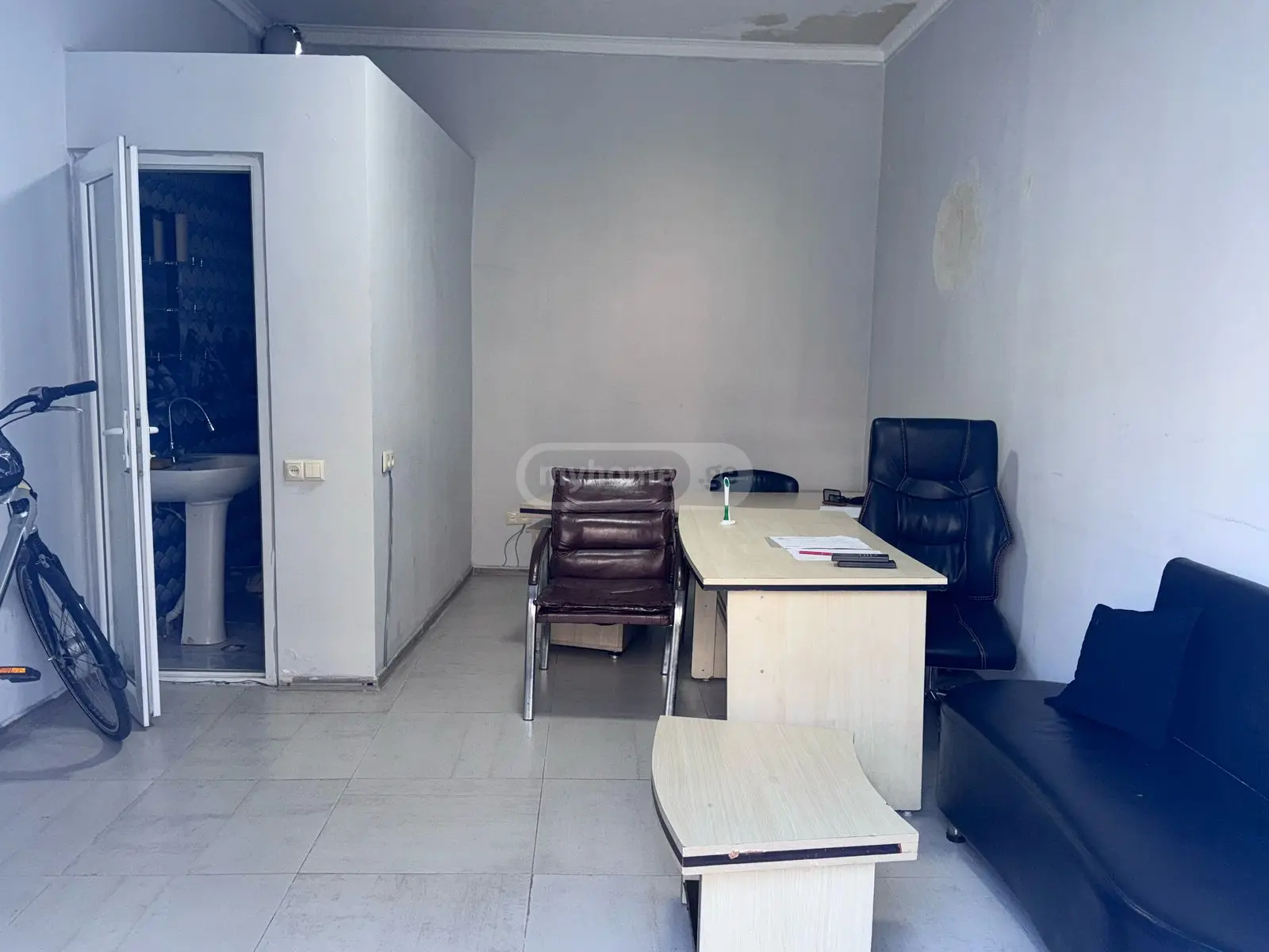 Office Commercial Area For Rent In Old Batumi District, In Batumi view 1