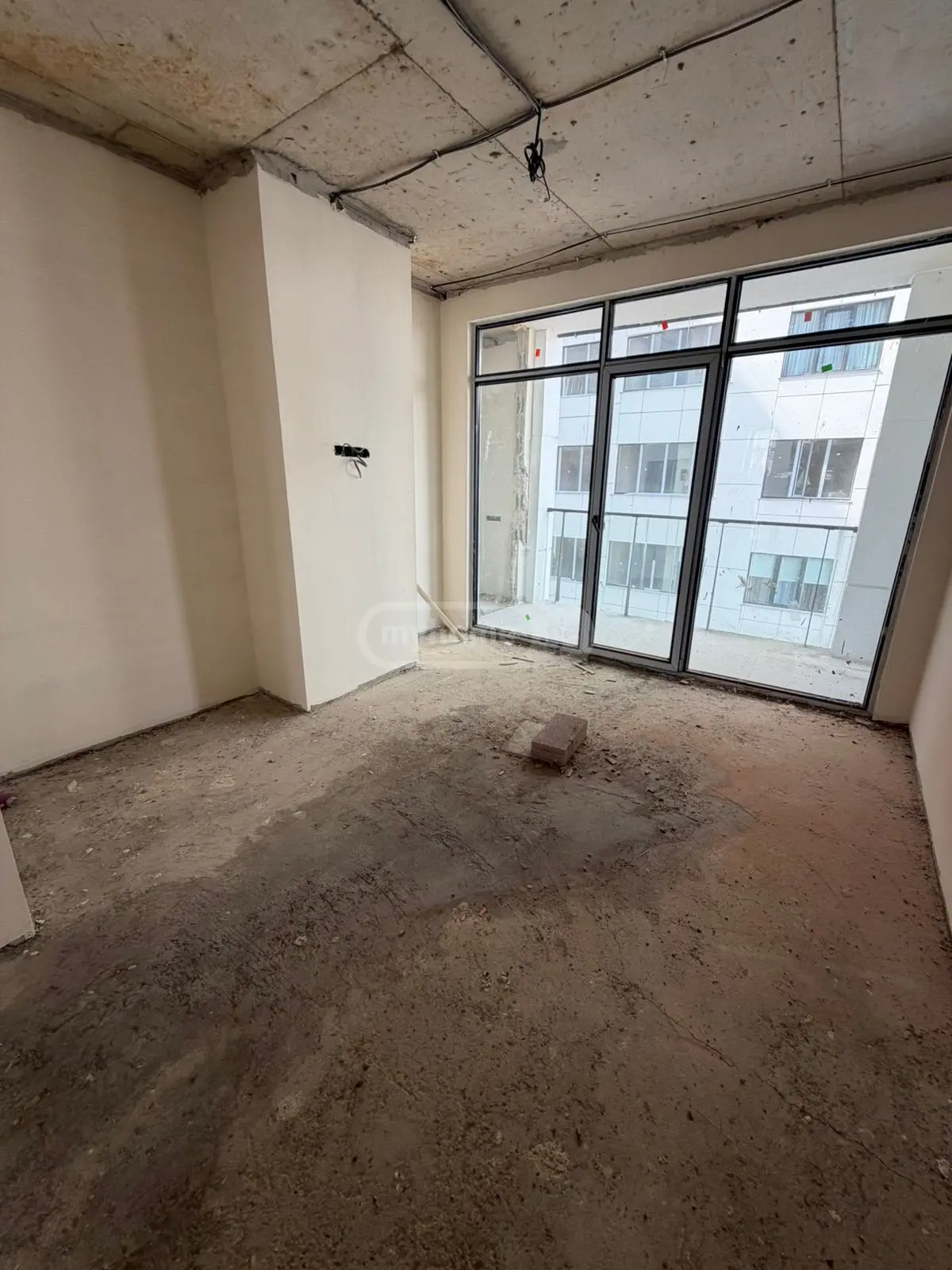 3 Room Apartment For Sale view 4