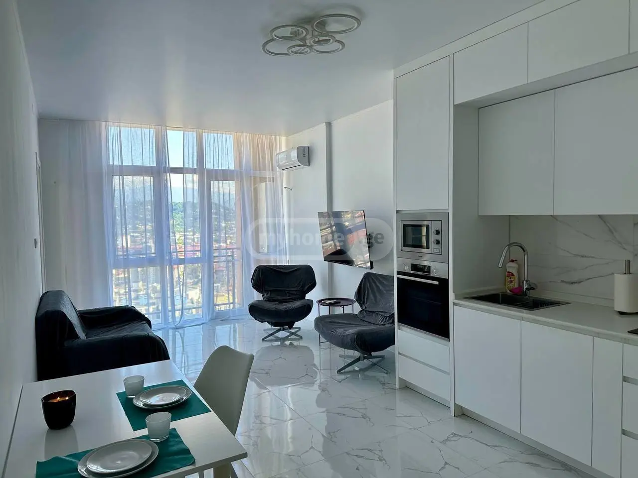 2 Room Apartment For Rent In Old Batumi District, In Batumi view 4