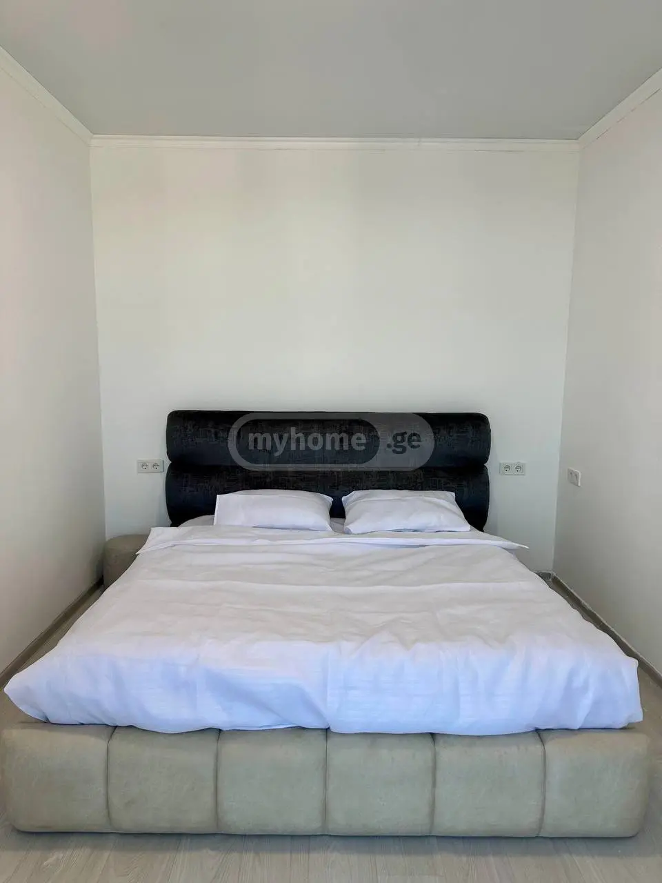 2 Room Apartment For Rent In Old Batumi District, In Batumi view 5