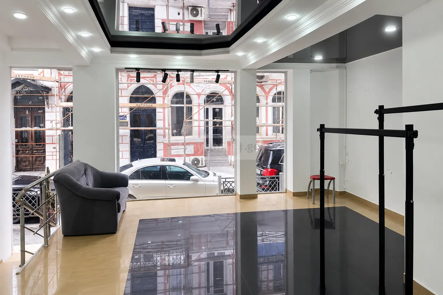 Universal Commercial Area For Rent In Old Batumi District, In Batumi view 1