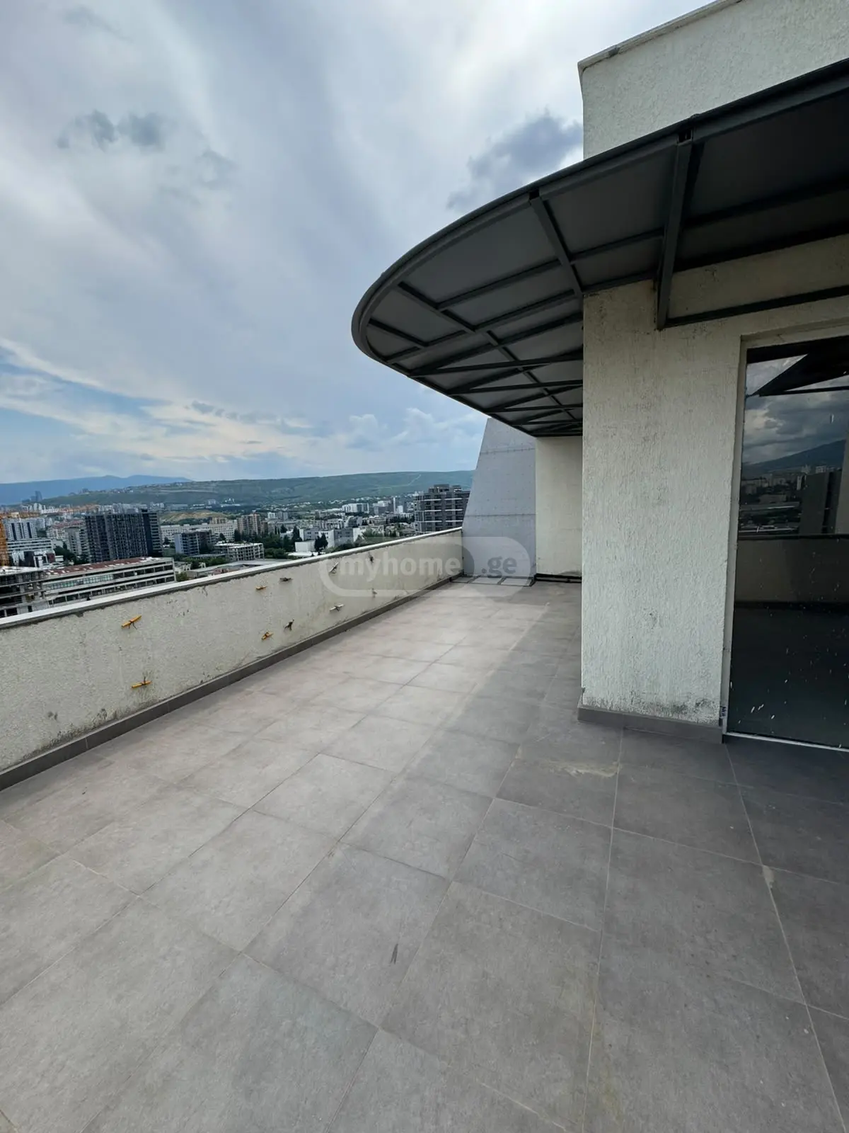 3 Room Apartment For Sale view 2