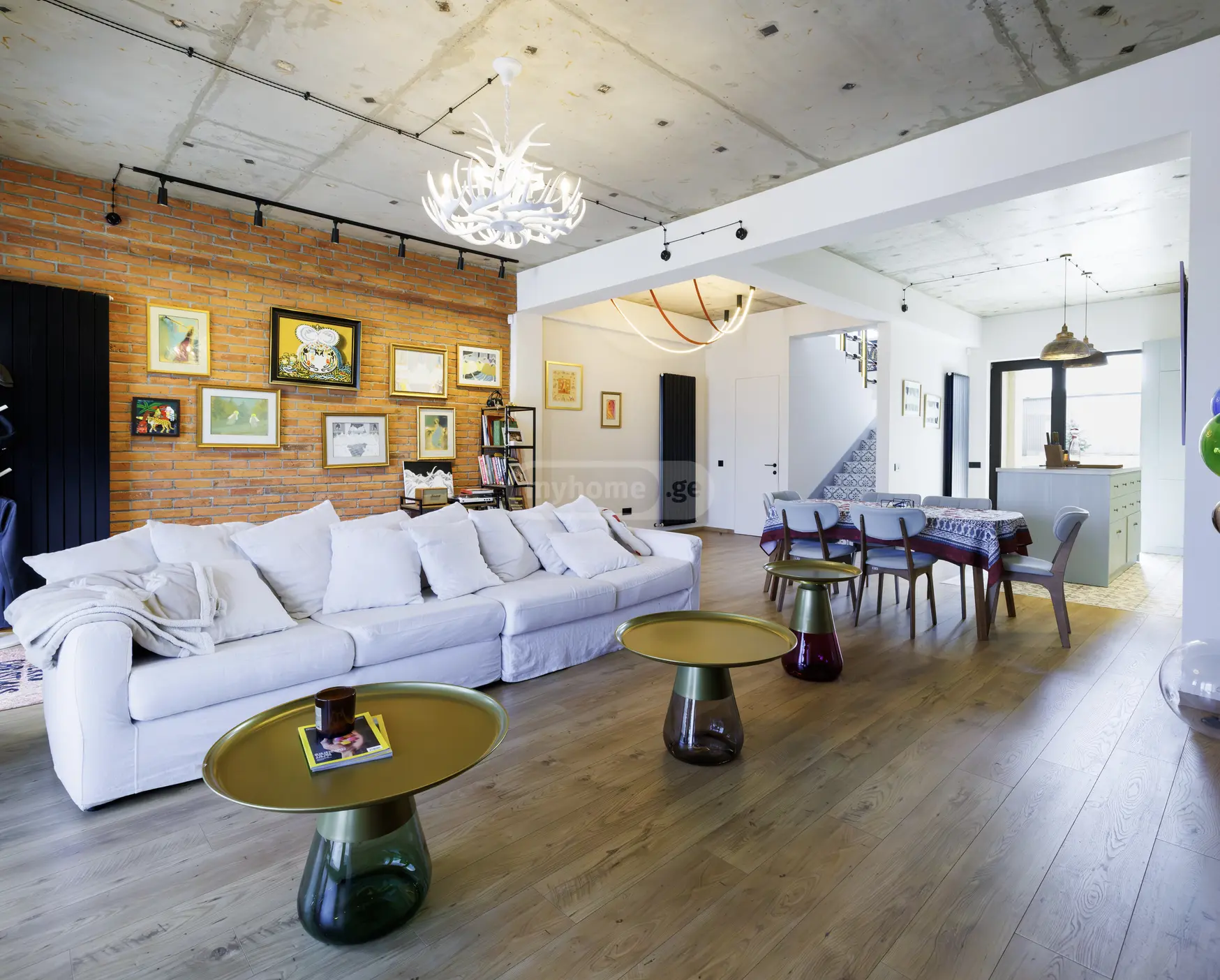 6 Room Private House For Sale view 10