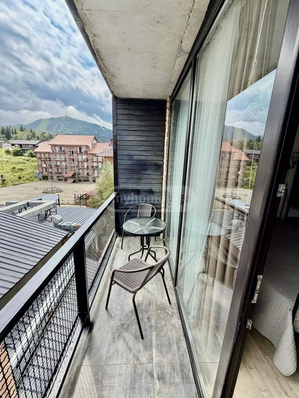 1 Room Hotel Daily Rent In Bakuriani view 10