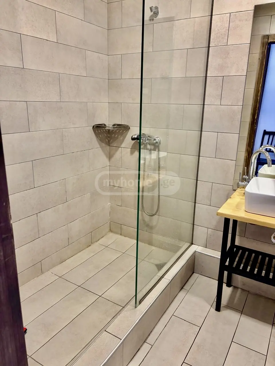 1 Room Hotel Daily Rent In Bakuriani view 6