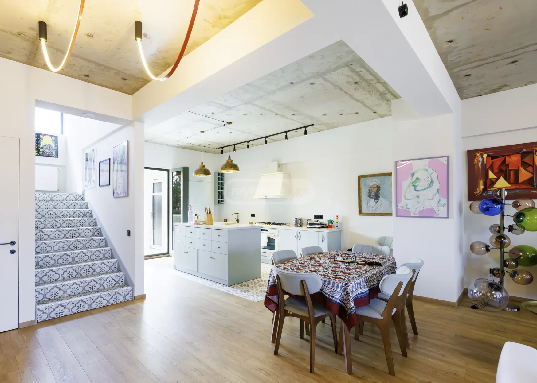 6 Room Private House For Sale view 7