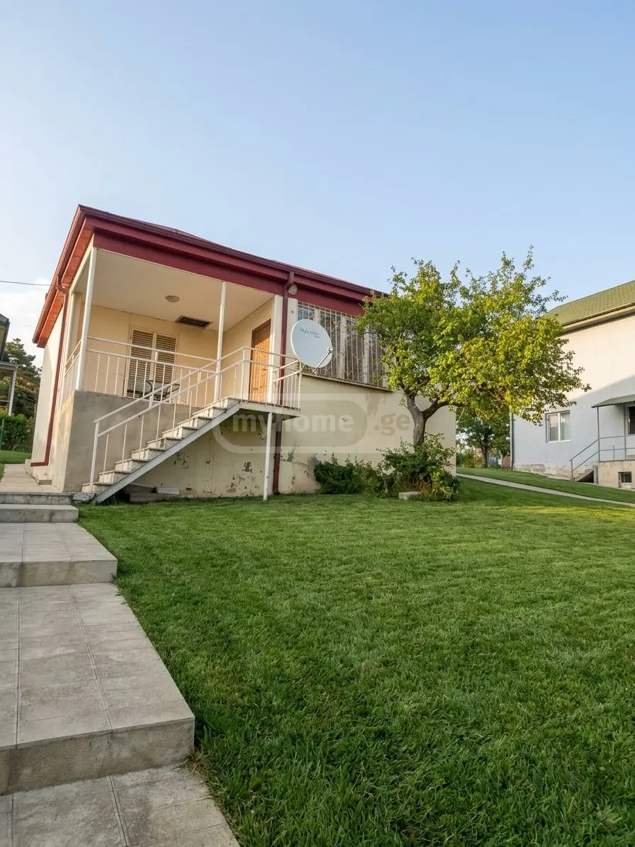 4 Room Country House For Sale view 1