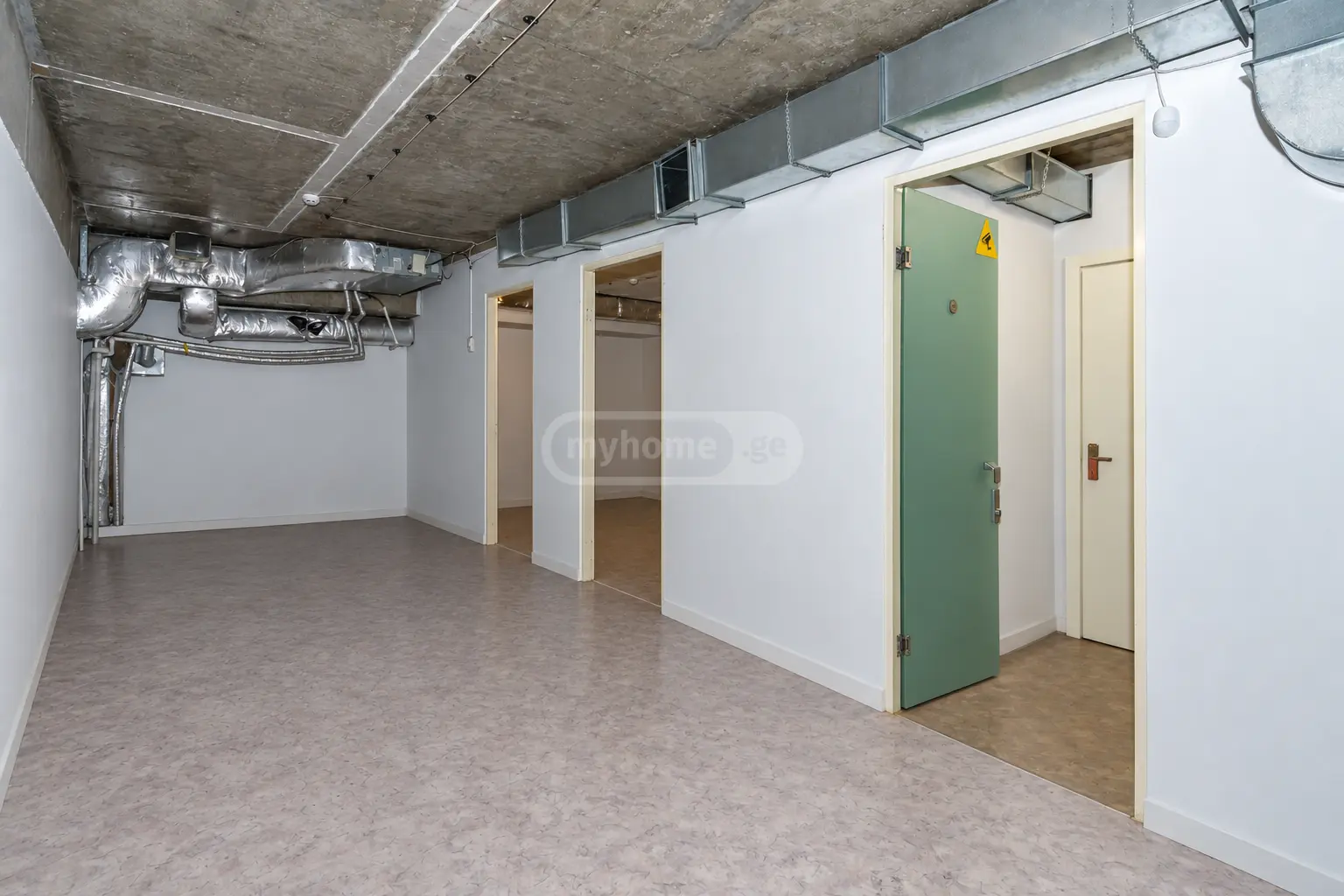 Universal Commercial Area For Sale In Vera view 9