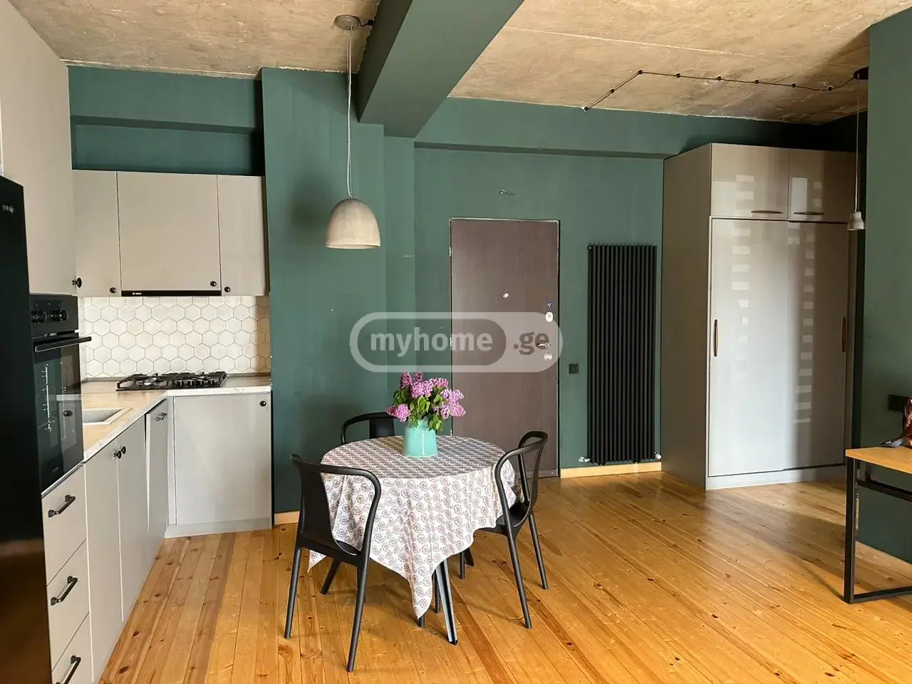 2 Room Apartment For Rent In Mtatsminda view 3