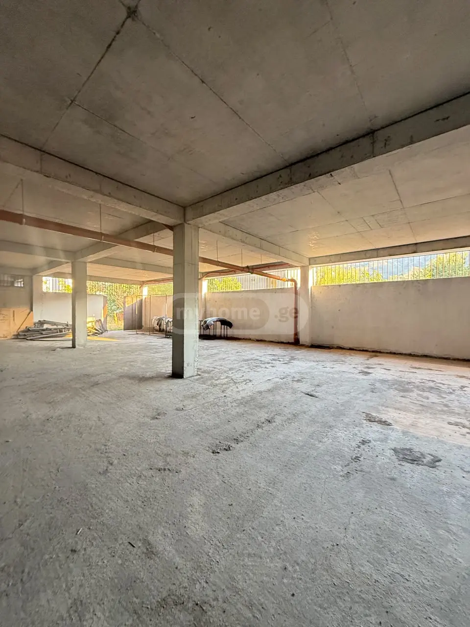Warehousing Commercial Area For Sale In Isani view 3