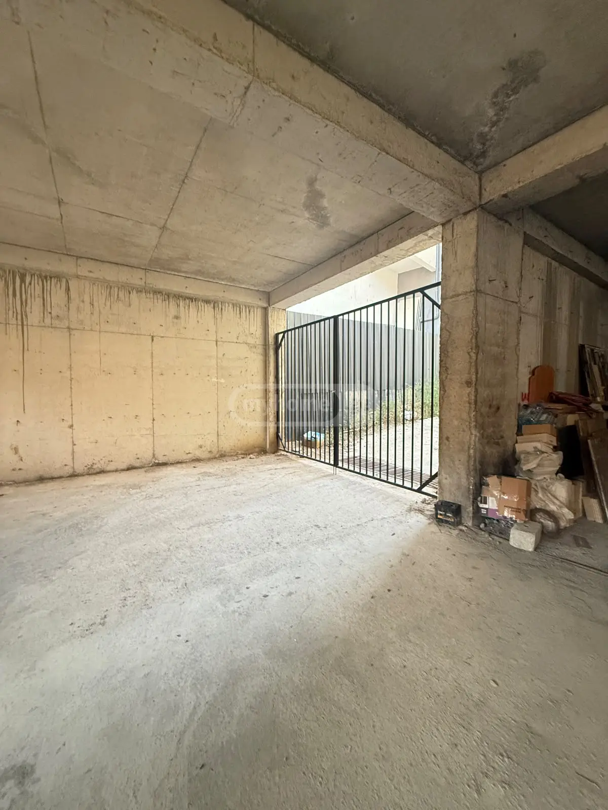 Warehousing Commercial Area For Sale In Isani view 8