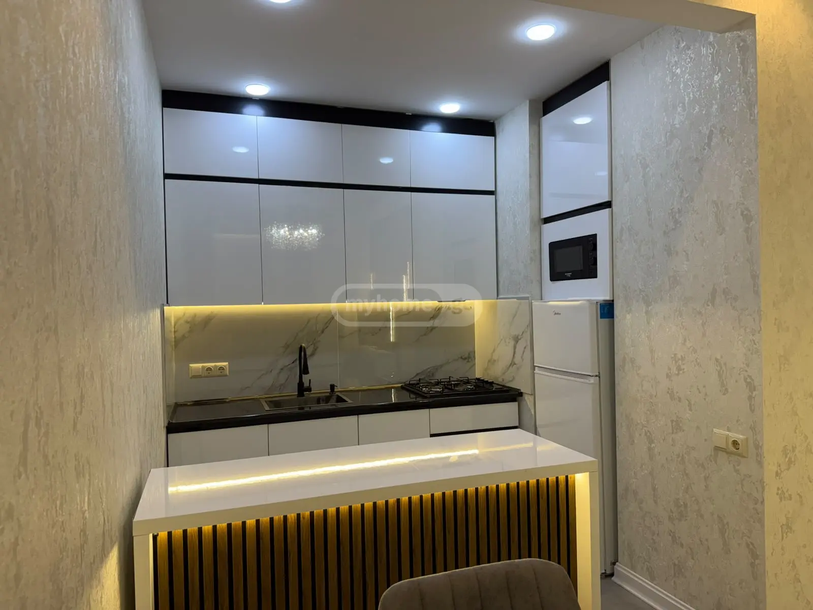 3 Room Apartment For Rent In Kobuleti view 4
