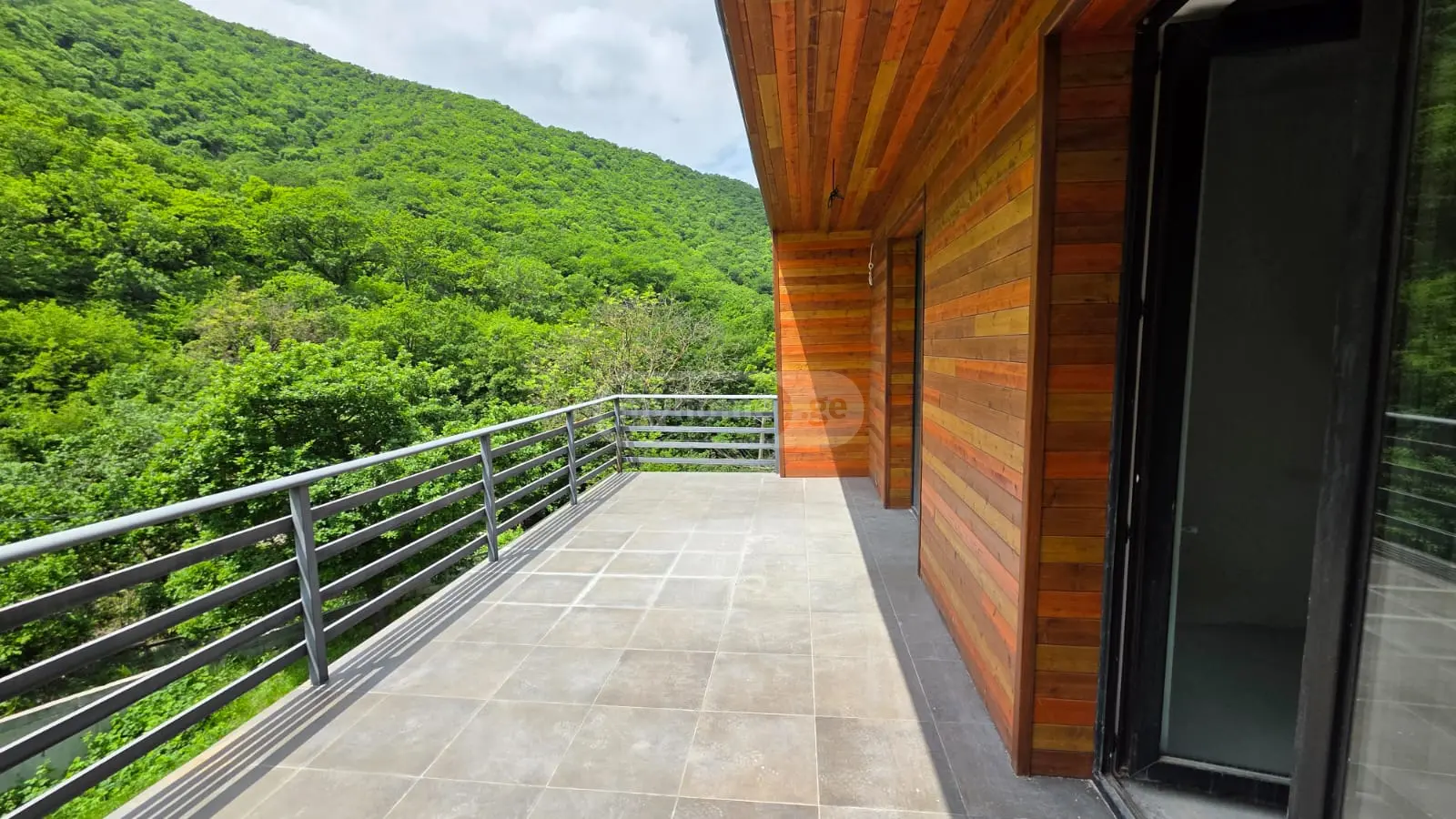 7 Room Private House For Sale view 16