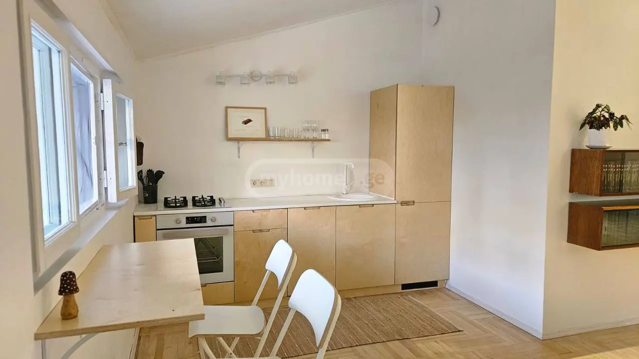 3 Room Apartment For Rent In Vake view 1