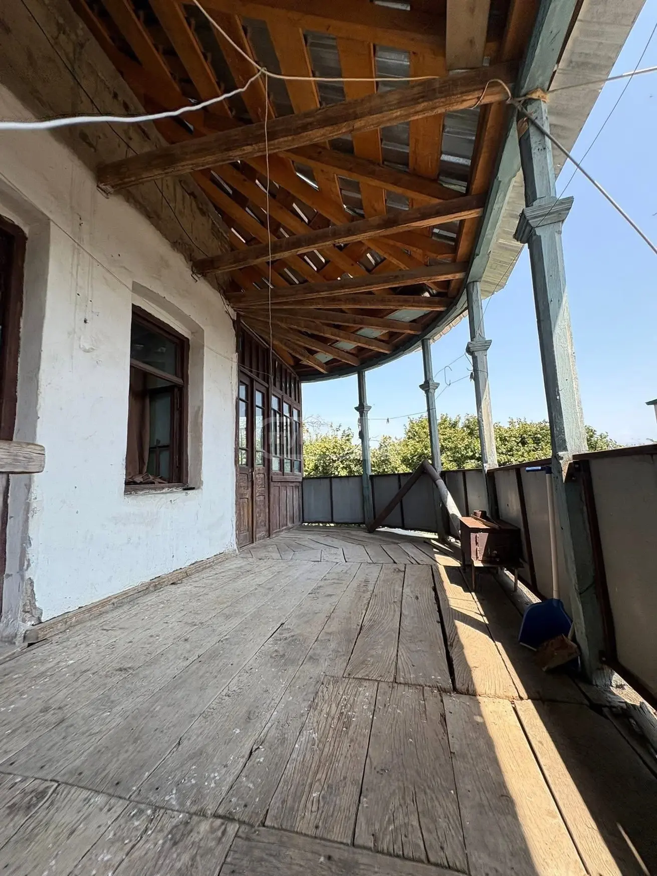 6 Room Private House For Sale view 9