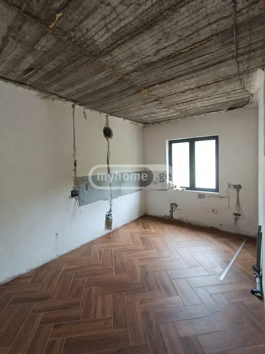 7 Room Country House For Sale view 16
