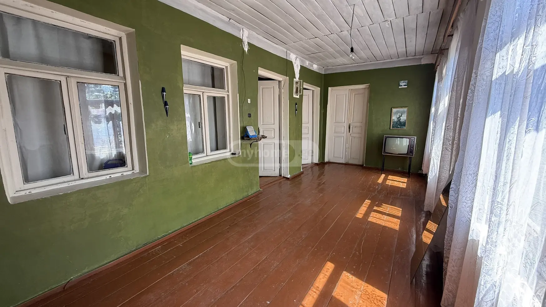 9 Room Private House For Sale view 5