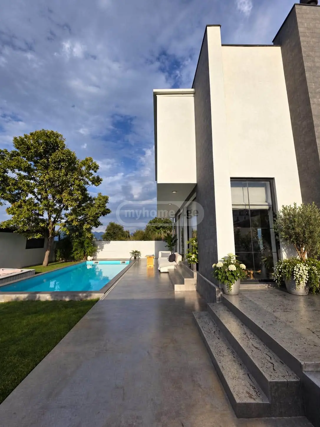 5 Room Country House For Sale view 4