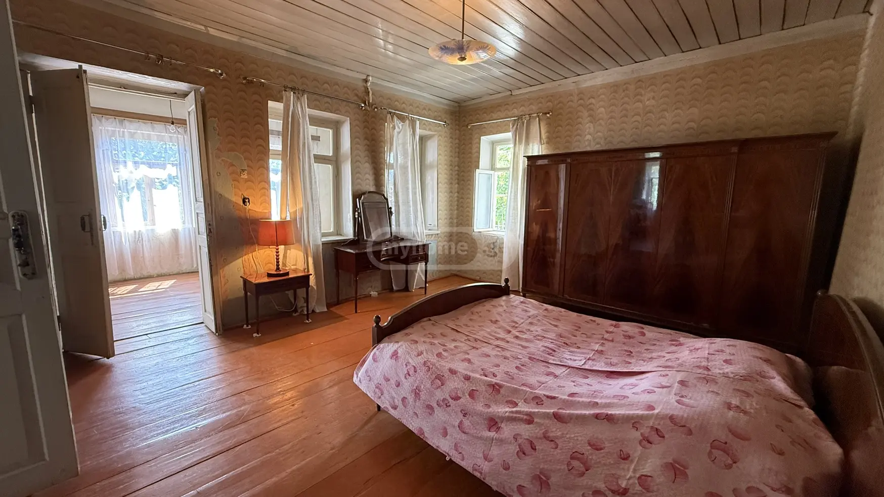 9 Room Private House For Sale view 7