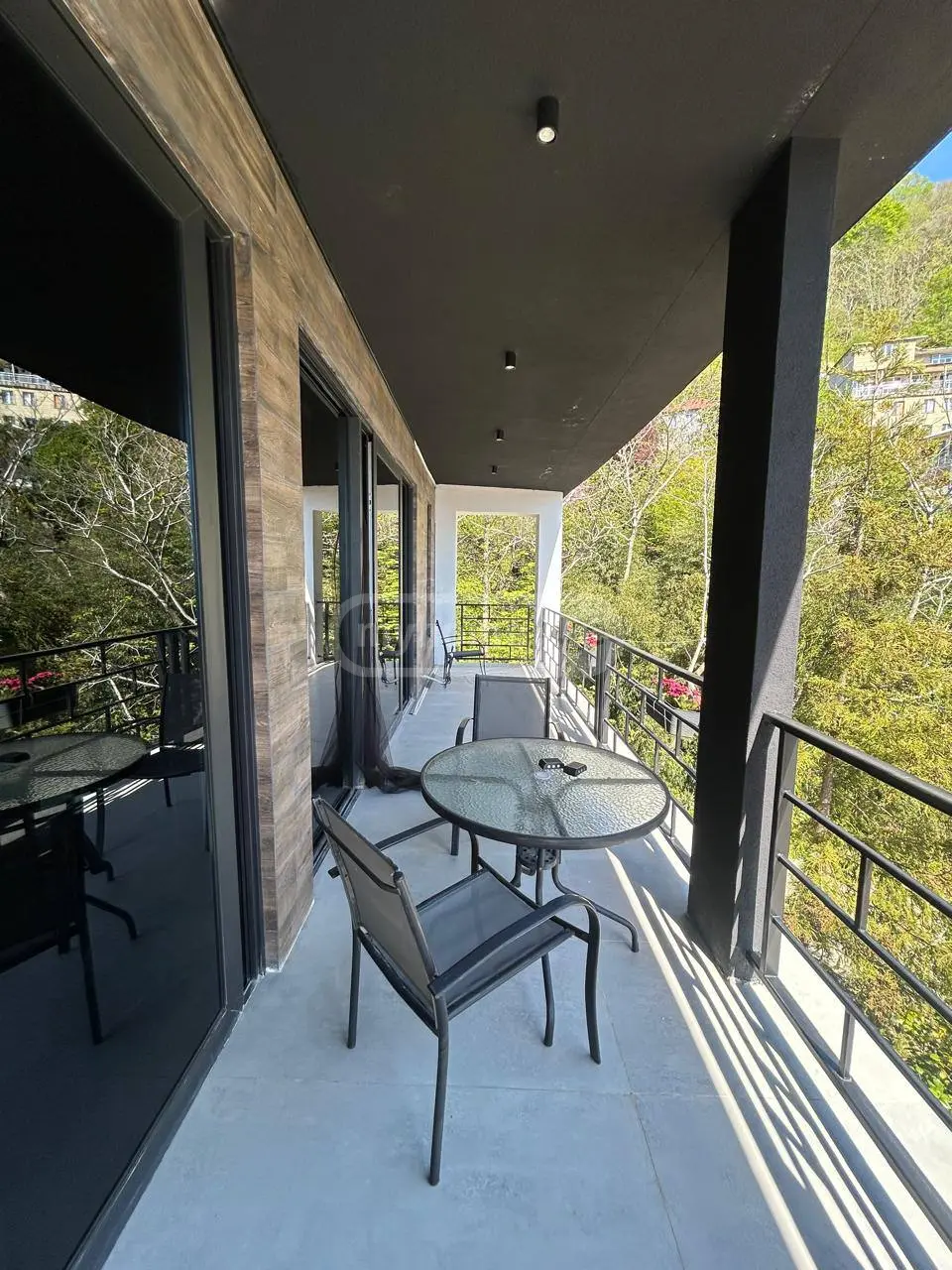 6 Room Private House For Sale view 3