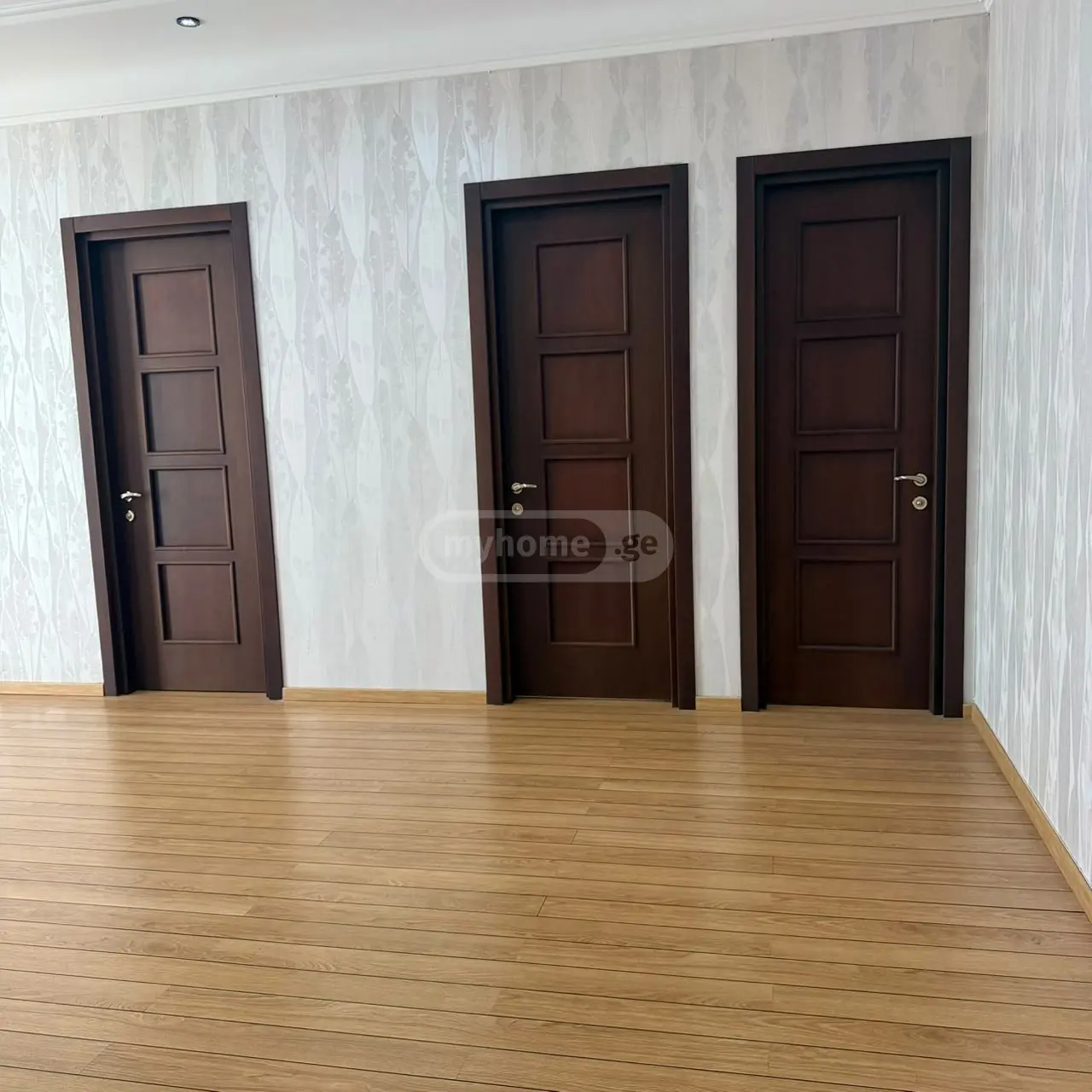 5 Room Apartment For Sale view 5