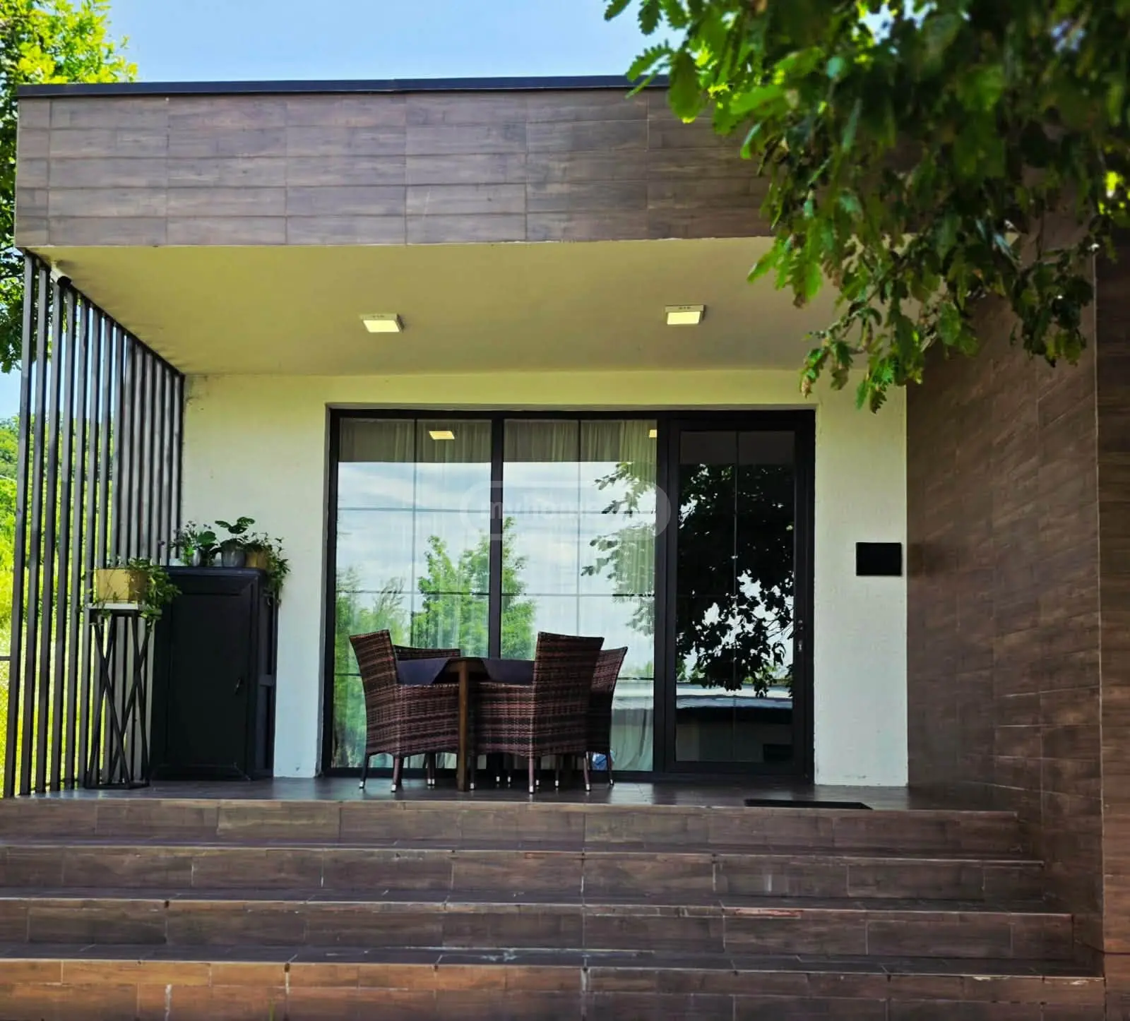 3 Room Country House For Sale view 1