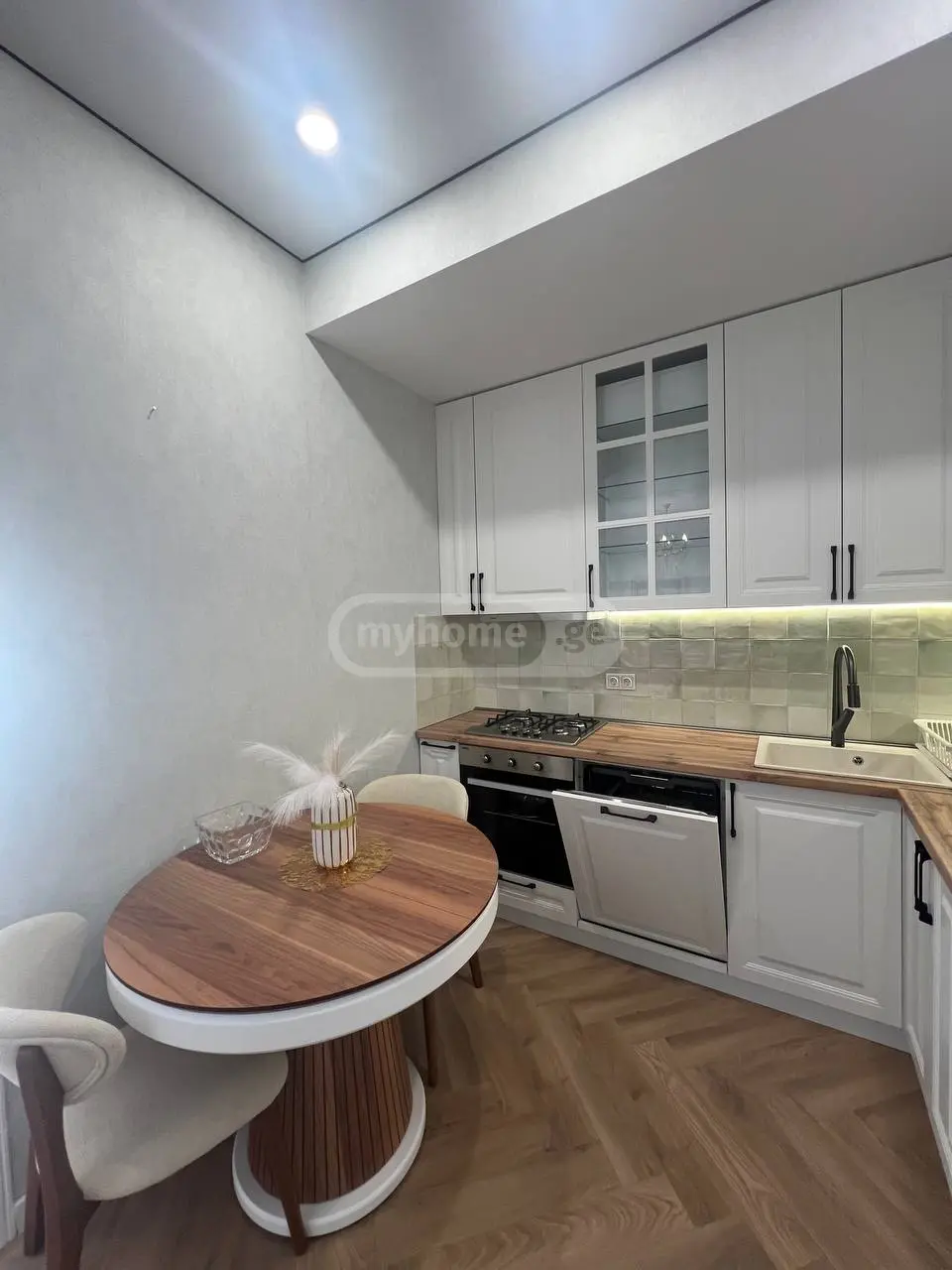2 Room Apartment For Rent In Ortachala view 1