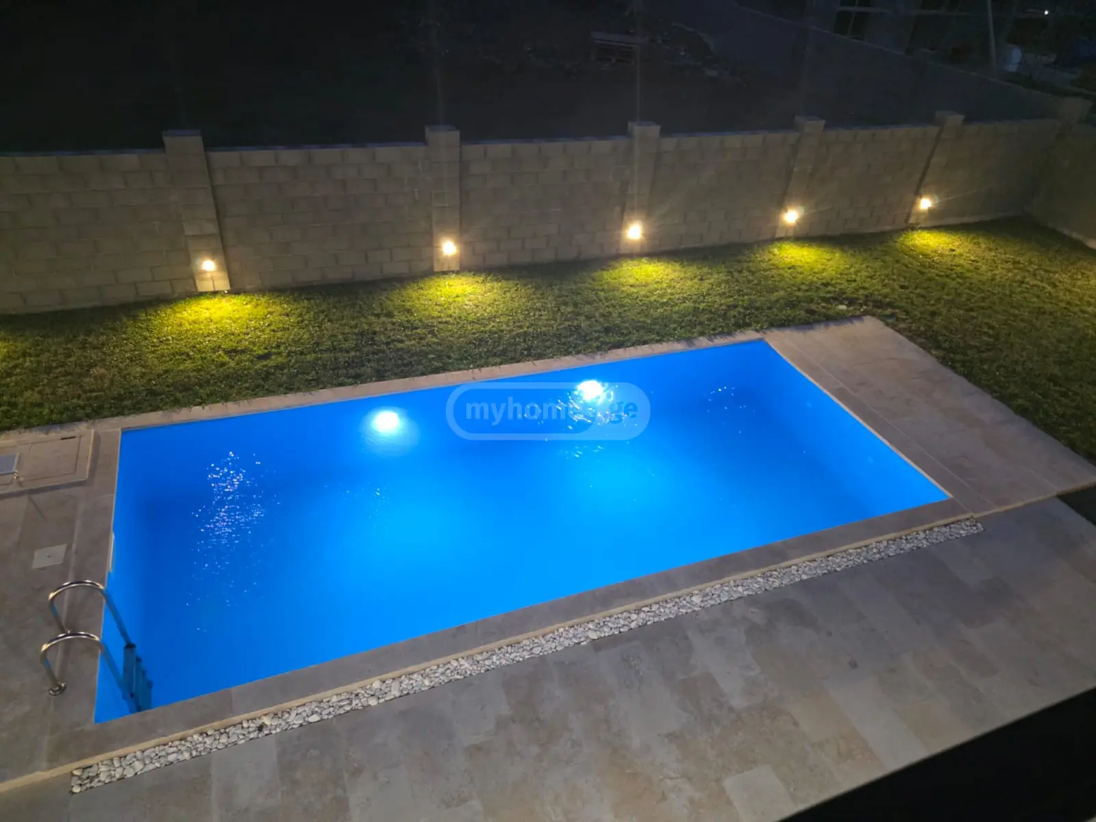 8 Room Private House For Rent In Lisi Lake view 2