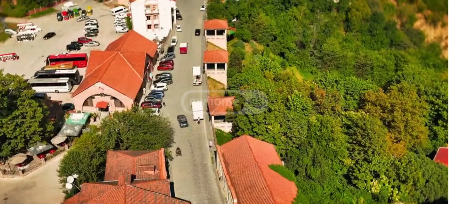 Full Building Commercial Area For Sale In Signagi view 8