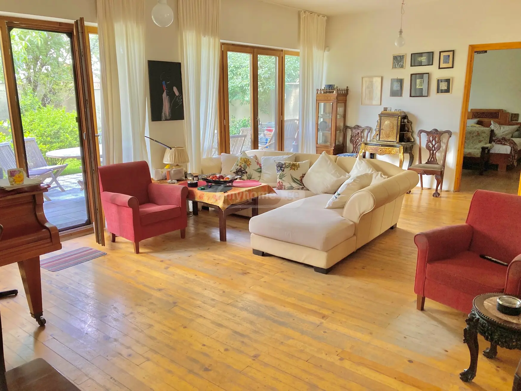 7 Room Private House For Sale view 6
