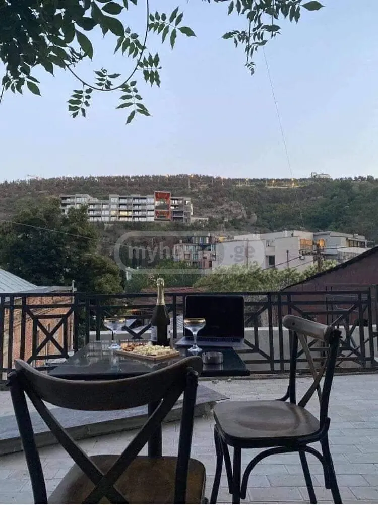 10+ Room Private House For Sale In Sololaki view 14