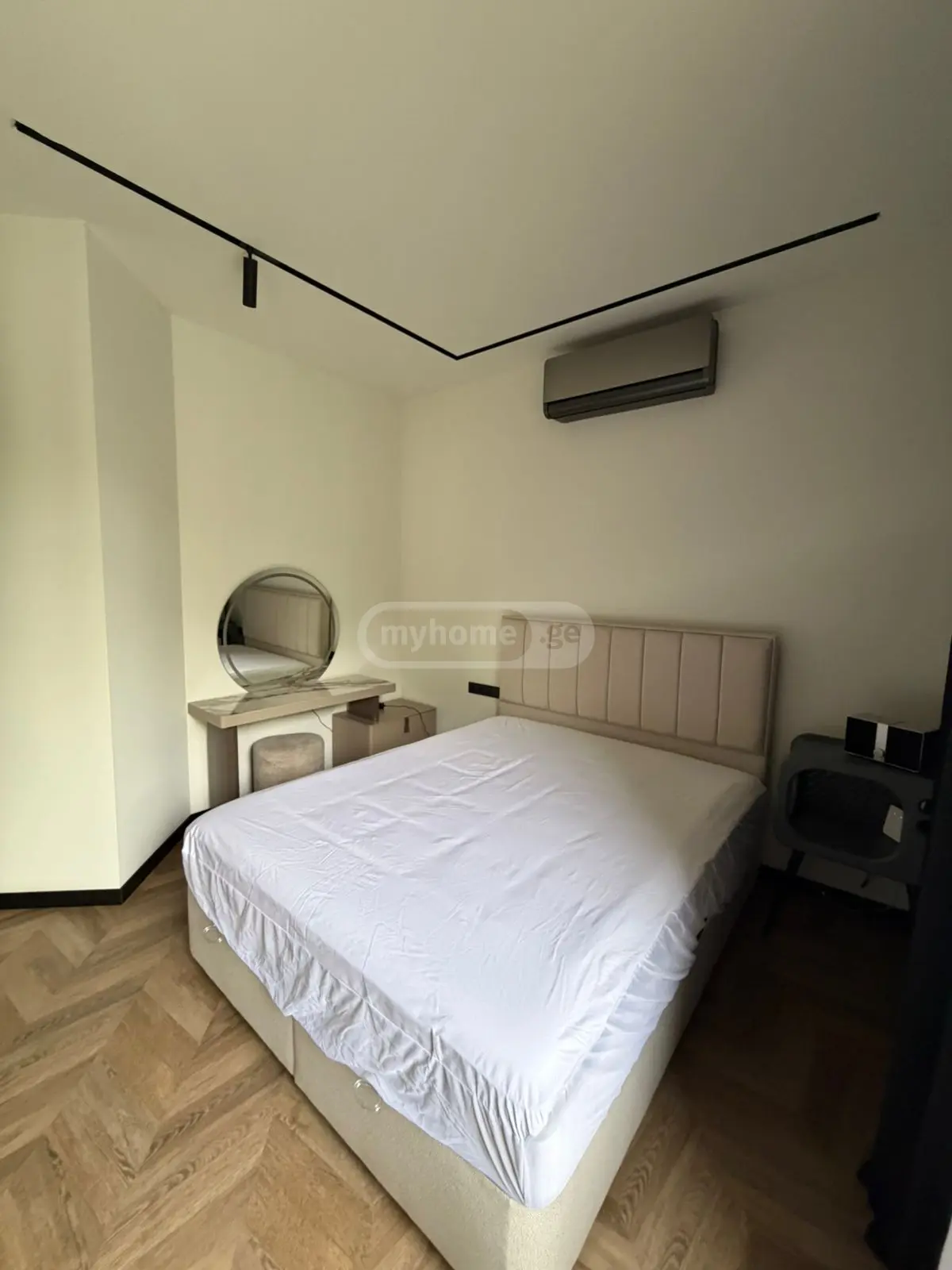 5 Room Private House For Rent In Vera view 7