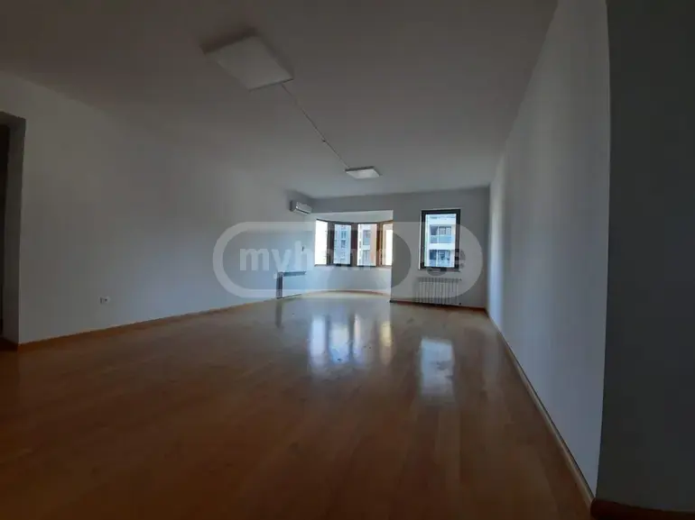 10+ Room Private House For Rent In Vake view 6