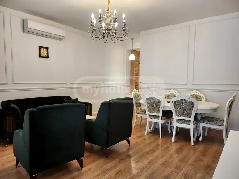 5 Room Apartment For Sale view 3