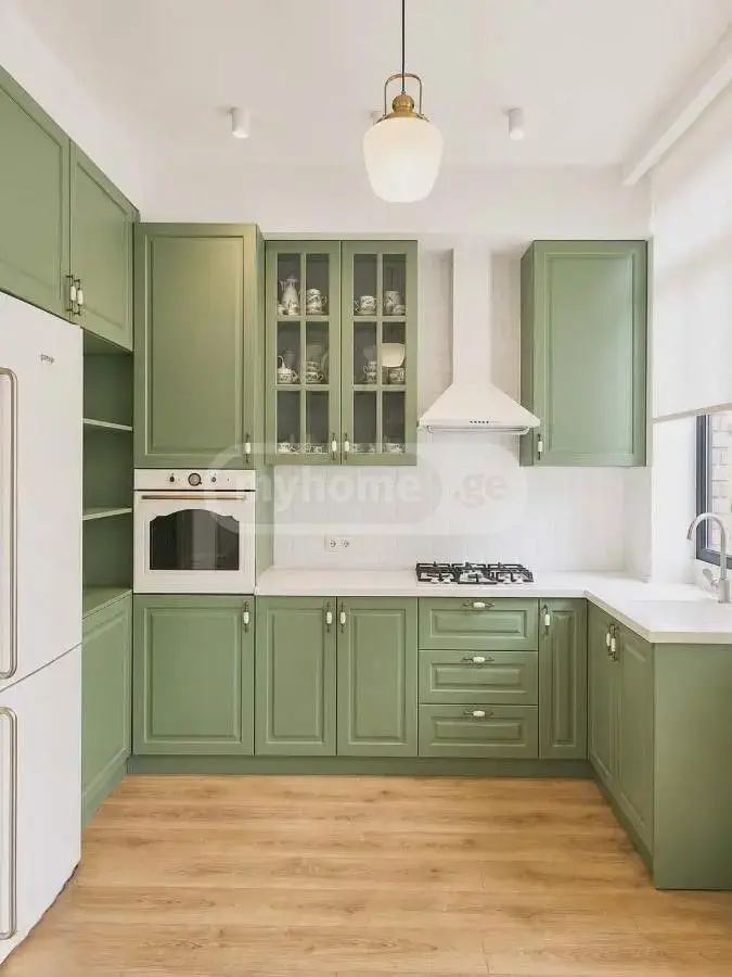 5 Room Apartment For Sale view 2