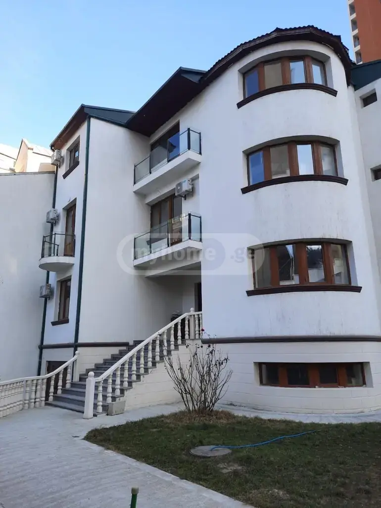 10+ Room Private House For Rent In Vake view 10