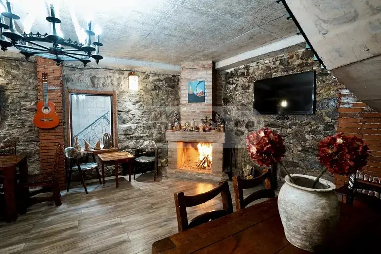 8 Room Apartment For Sale view 13