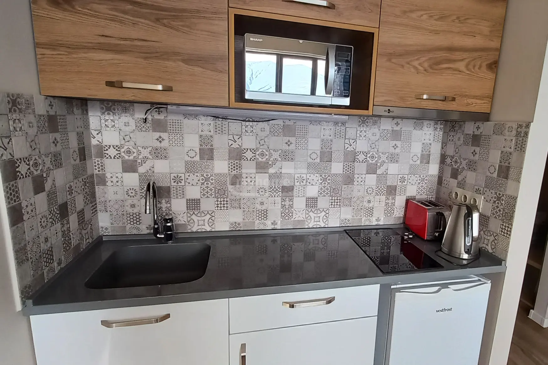 1 Room Hotel Daily Rent In Gudauri view 6