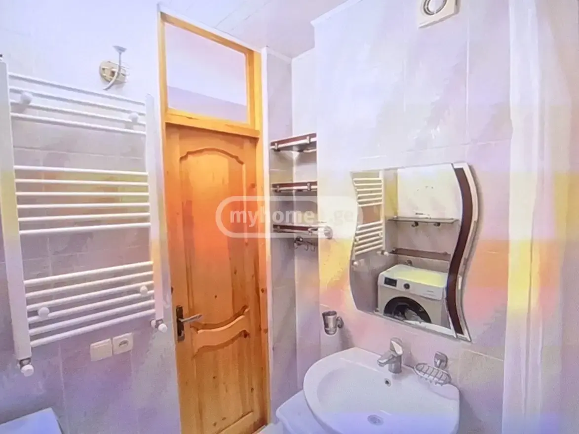 4 Room Apartment For Rent In Didube view 9