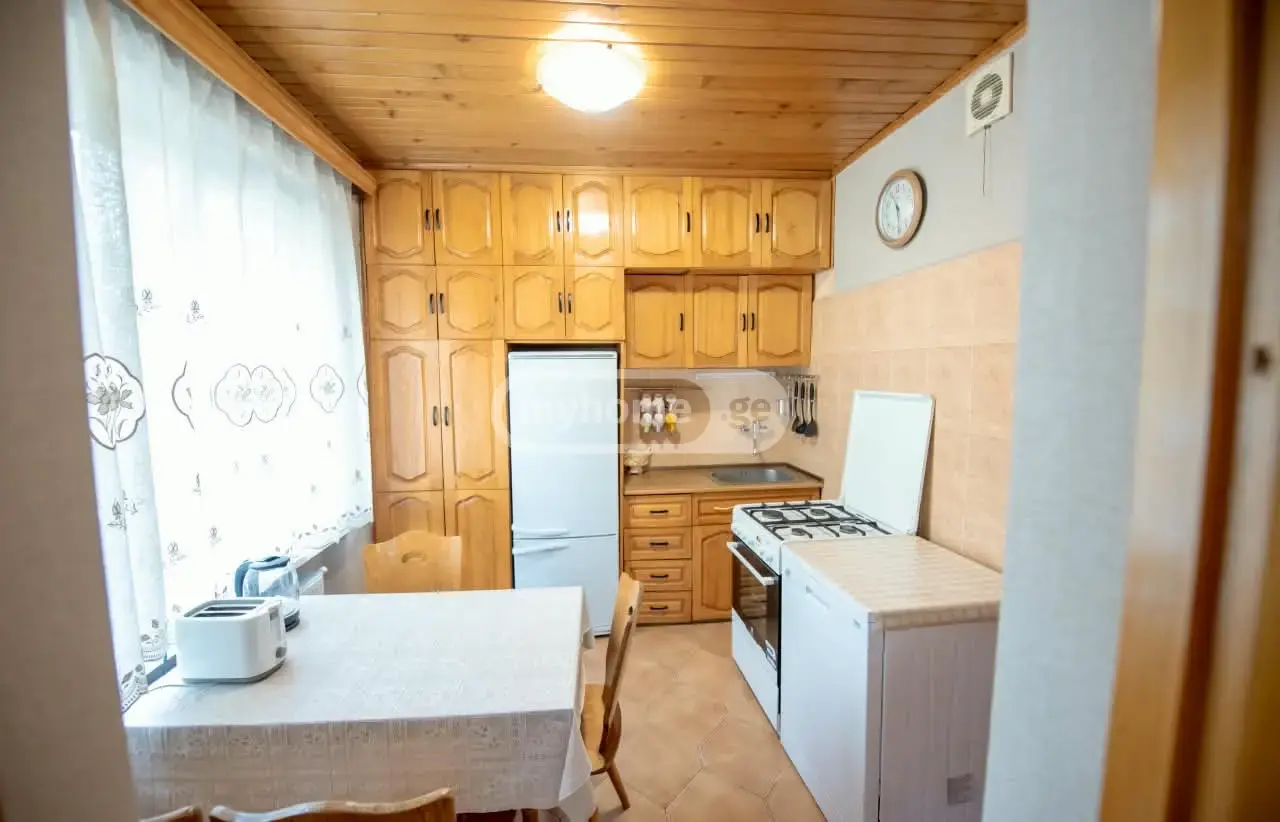 4 Room Apartment For Rent In Didube view 3
