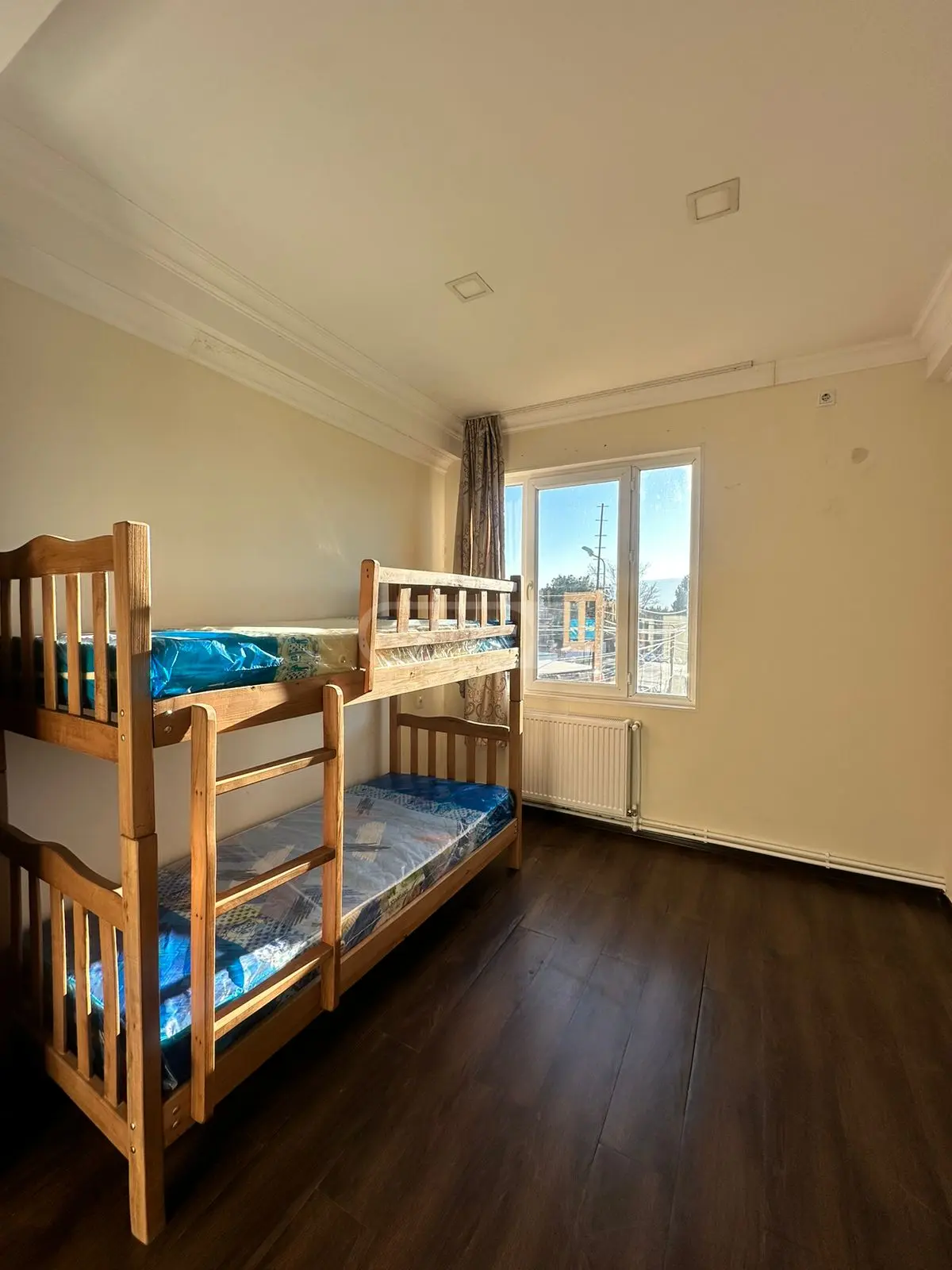7 Room Private House For Rent In Sanzona view 11