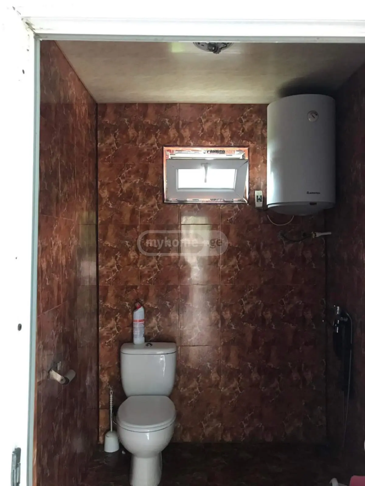 8 Room Private House For Sale view 9