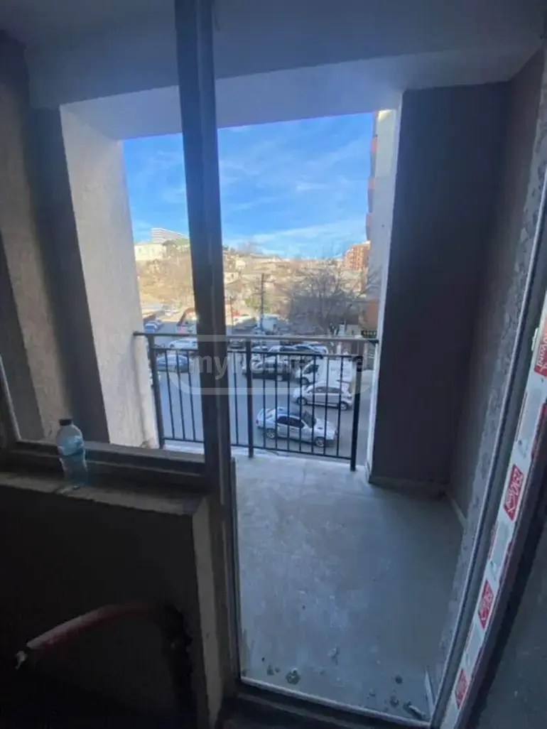3 Room Apartment For Sale view 5