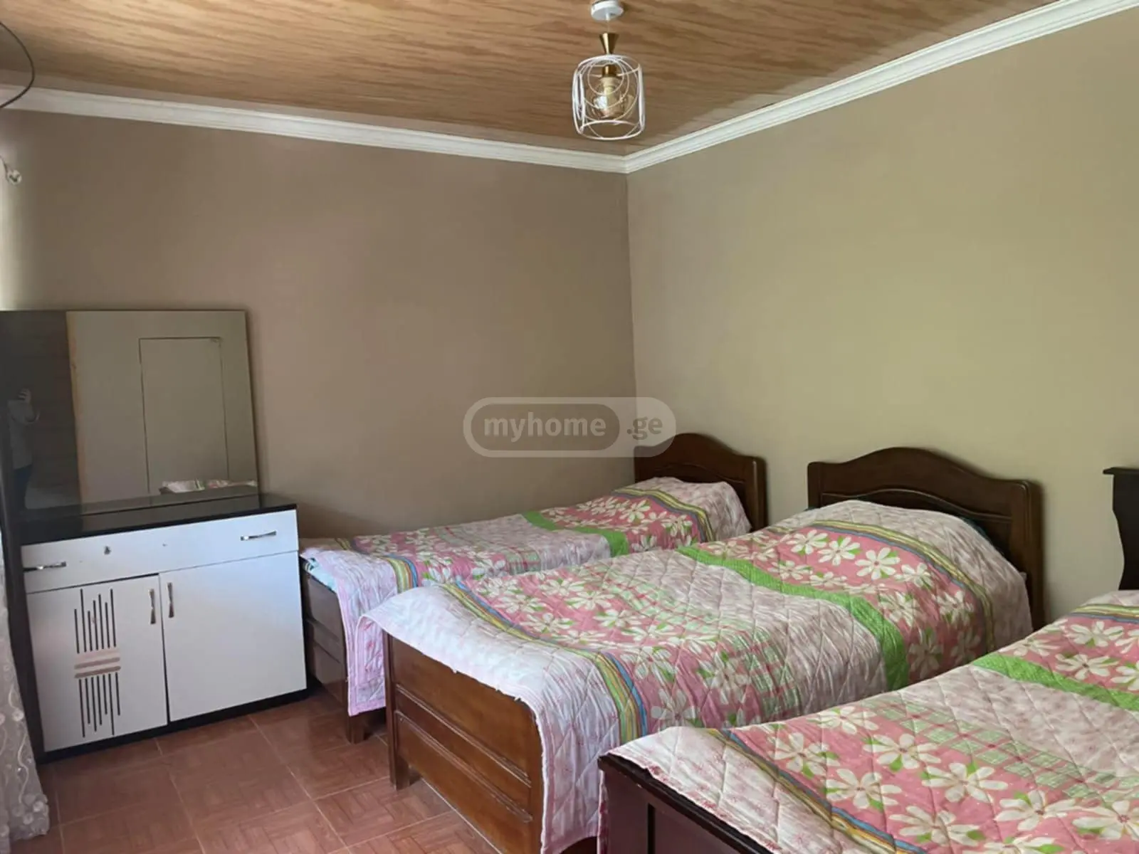 8 Room Private House For Sale view 5