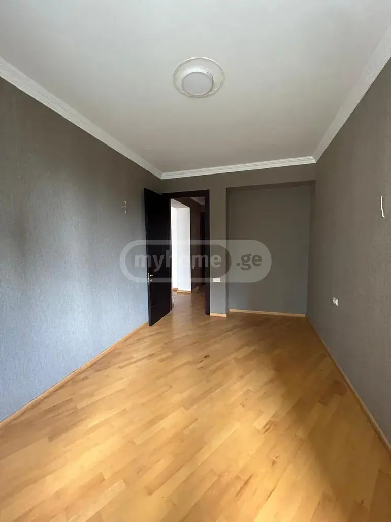 10+ Room Private House For Rent In Vake view 1