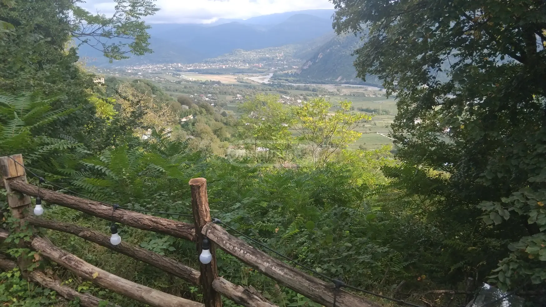 3 Room Hotel Daily Rent In Ambrolauri view 13